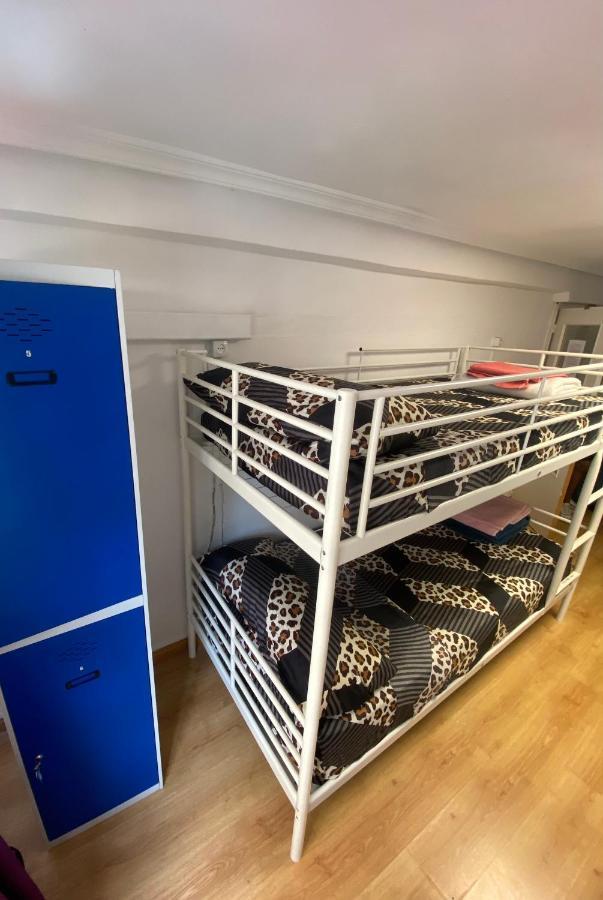 Hostal Madrid Paradise מראה חיצוני תמונה